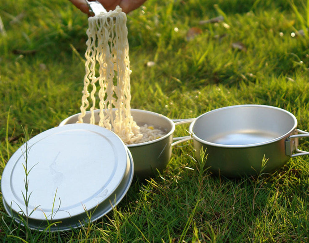Camping Pots + Lid +2 Plates