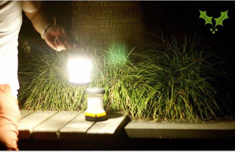 Multifunction Retractable LED Flashlight